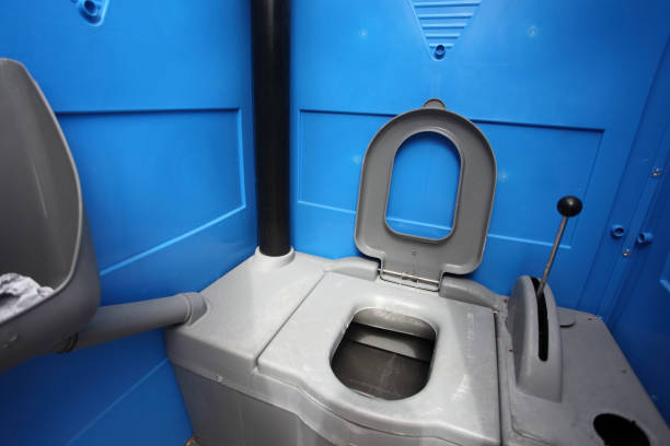 Best Restroom trailer rental cost  in Holland, TX